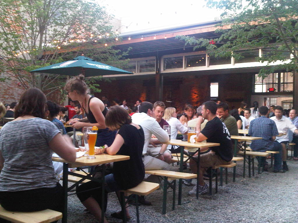 Frankford Hall Fills Philly Beer Garden Niche Eat Drink Run